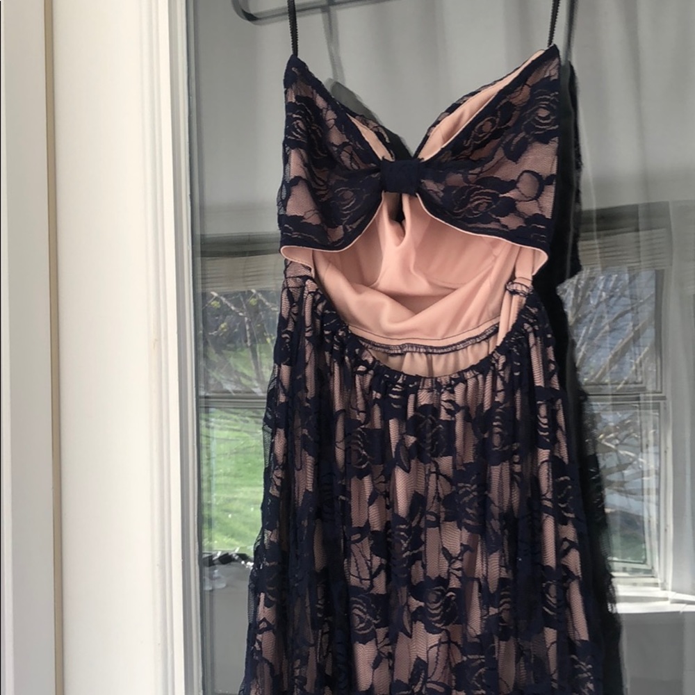 High-low Dress - Picture 5 of 7